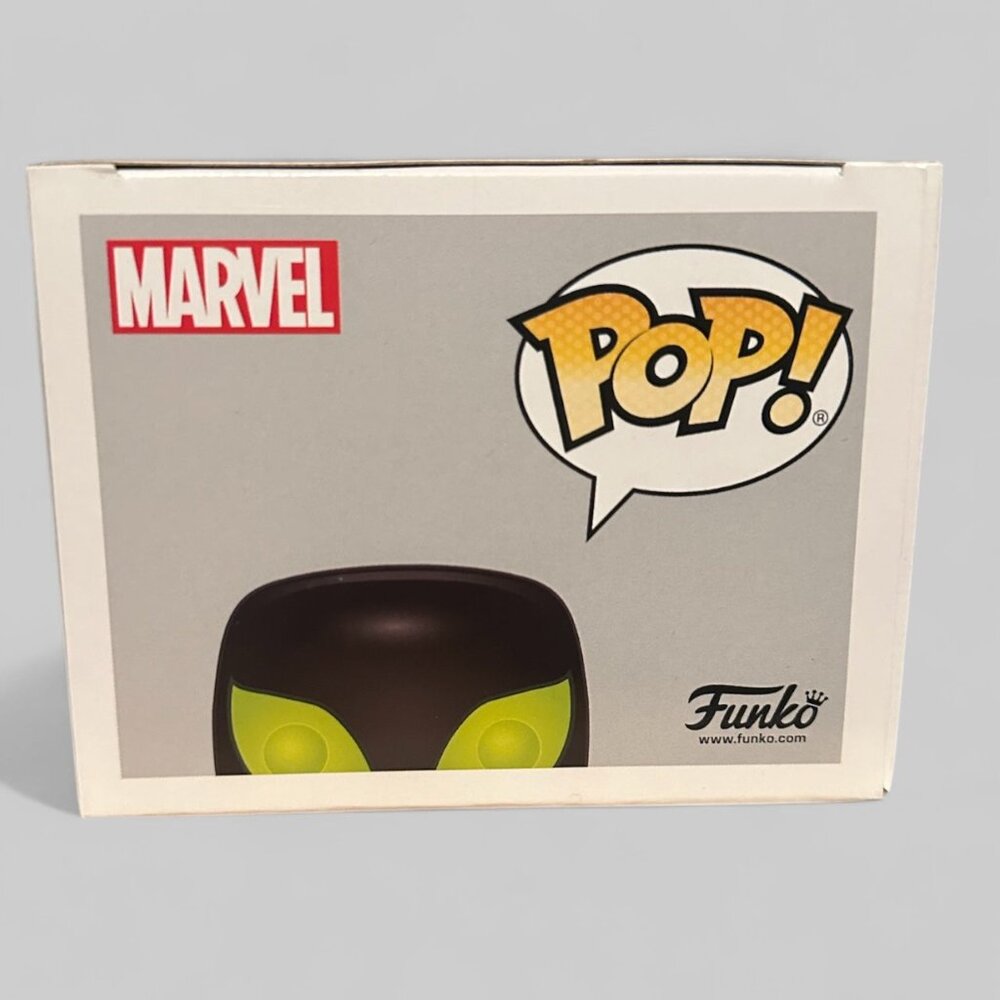 Funko POP! Marvel Spider-Man in Stealth Suit Exclusive Figure #195! - Picture 7 of 9
